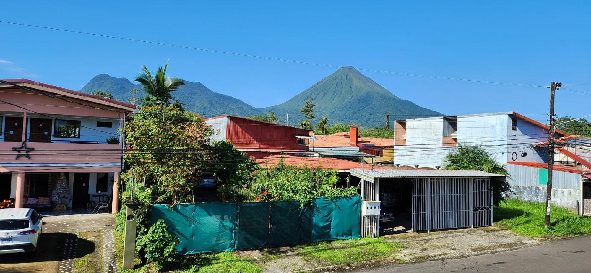 Alojamientos N&S La Fortuna Exterior photo